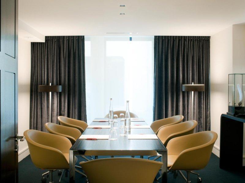 Hotel Beauchamps Paris